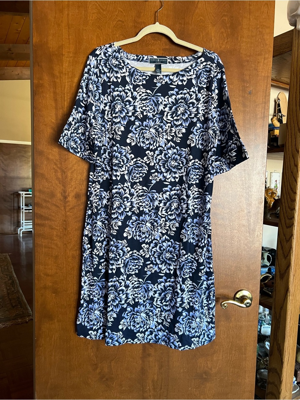 Karen Scott Navy Floral Shift Dress with White and Light Blue Blooms